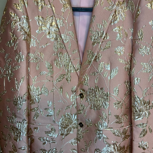 Color: Light pink/rose color prom suit.
Style: Allen-21. Size: small - Picture 2 of 5